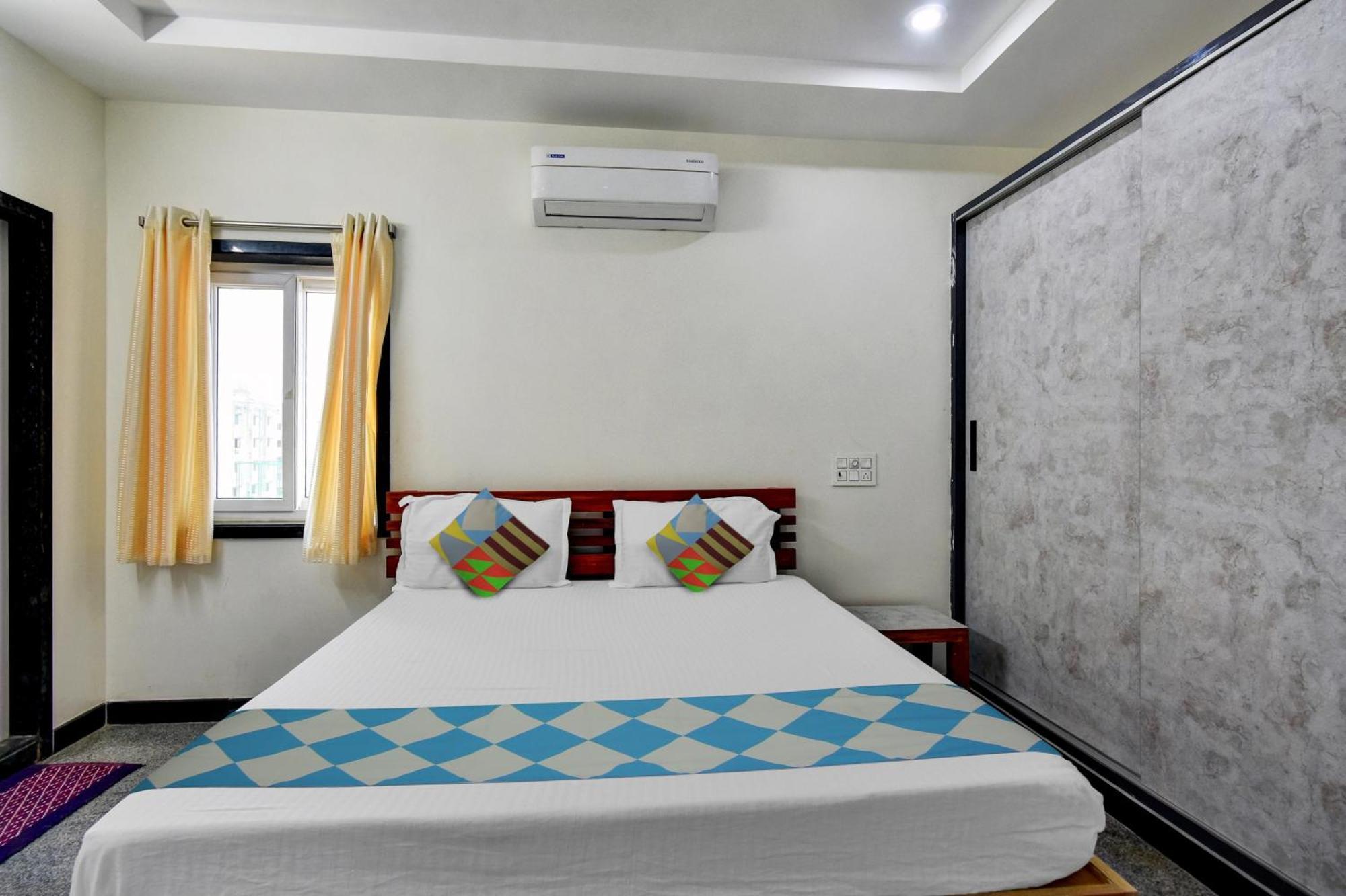 Oyo Home Msr Guest Inn Homestay Nellore Esterno foto