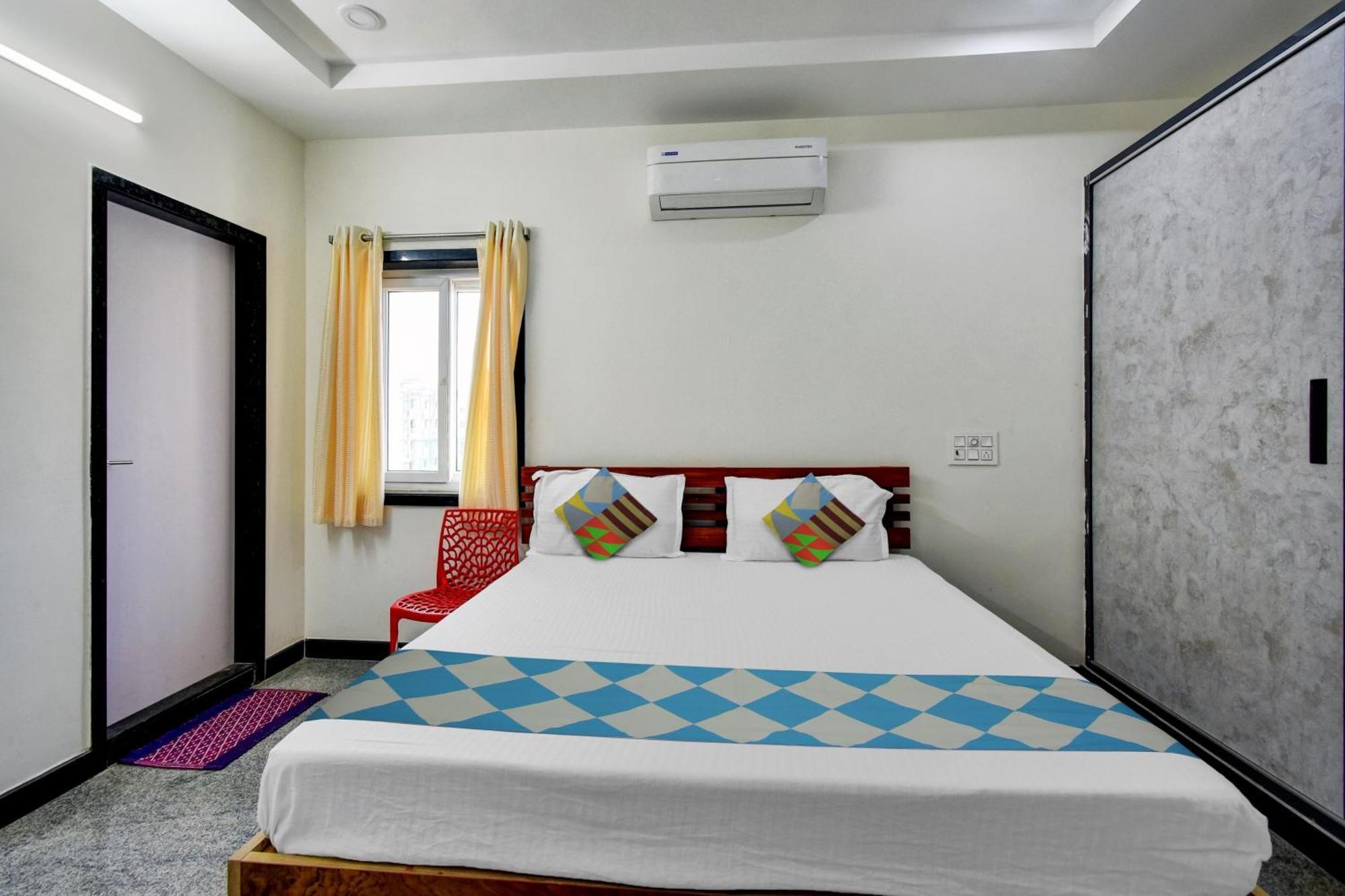Oyo Home Msr Guest Inn Homestay Nellore Esterno foto