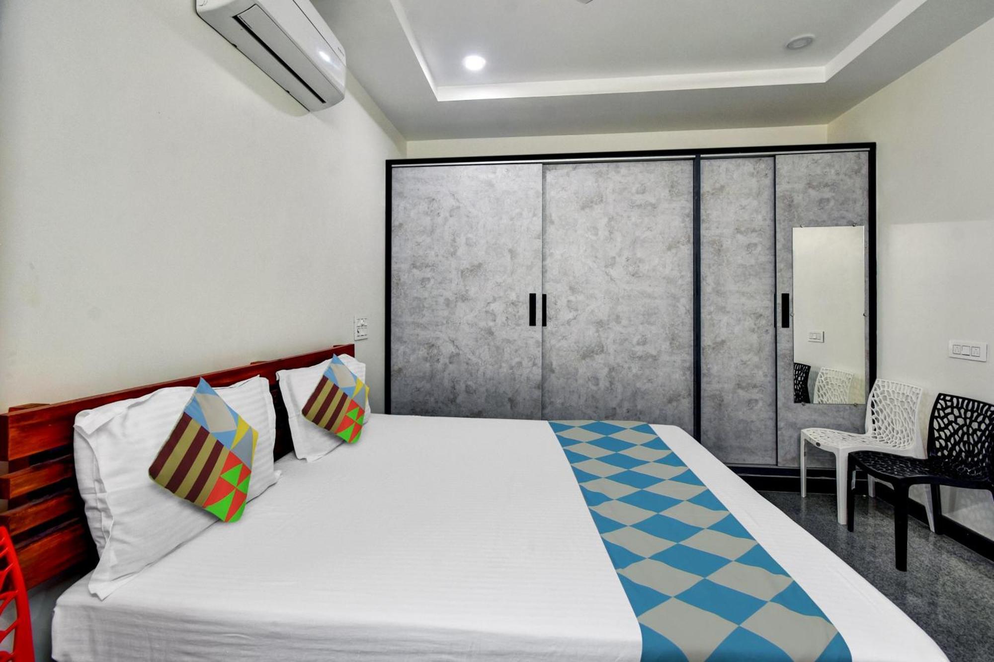 Oyo Home Msr Guest Inn Homestay Nellore Esterno foto
