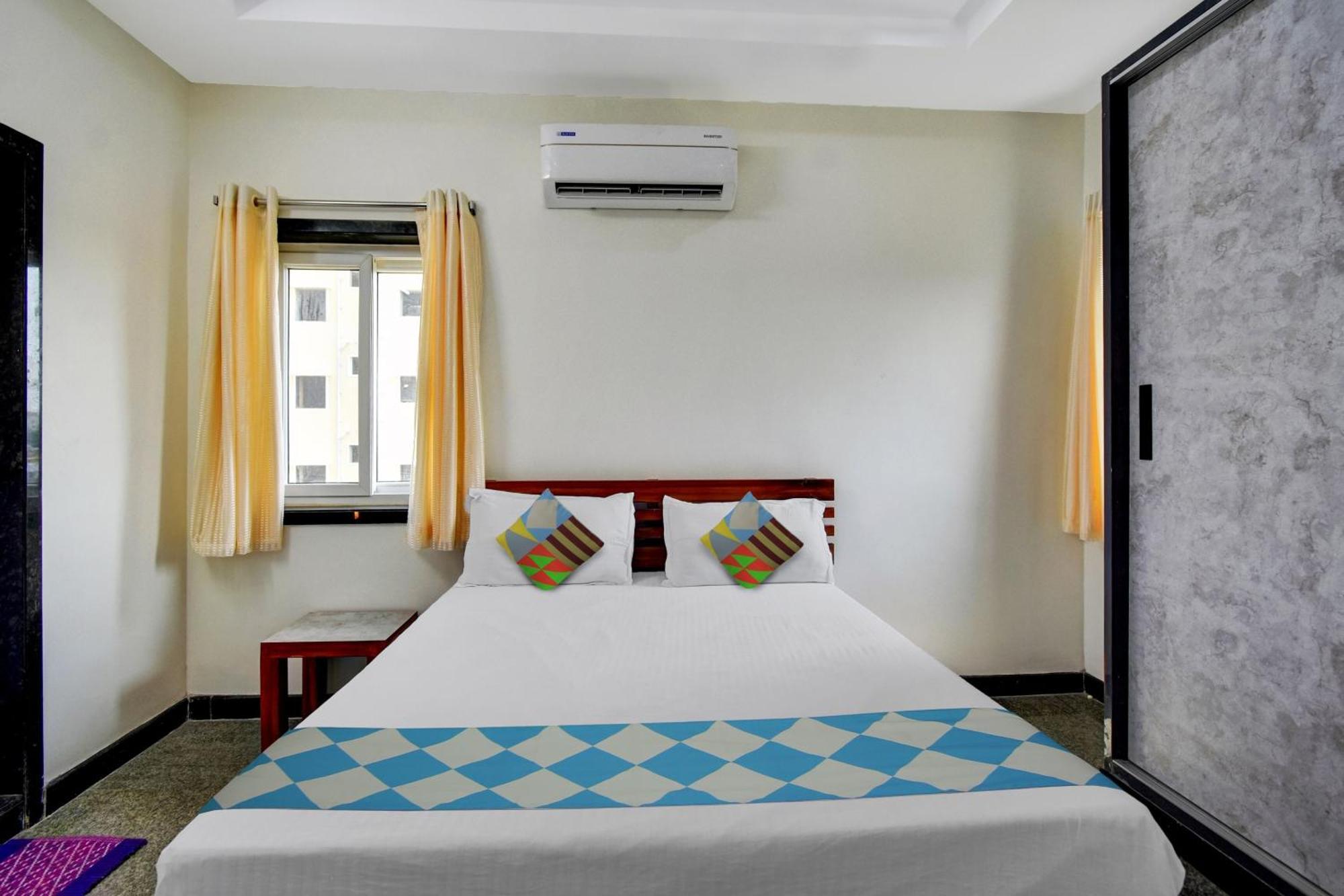 Oyo Home Msr Guest Inn Homestay Nellore Esterno foto