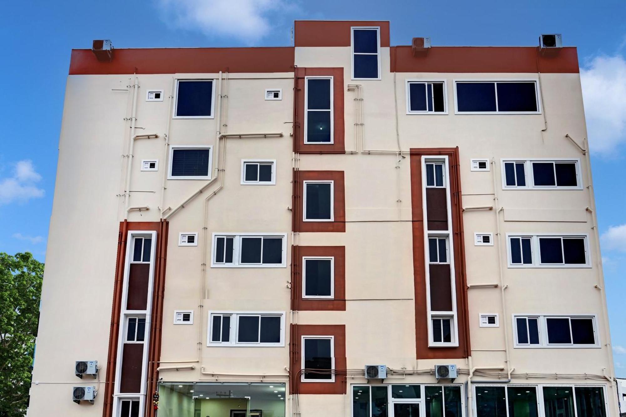 Oyo Home Msr Guest Inn Homestay Nellore Esterno foto